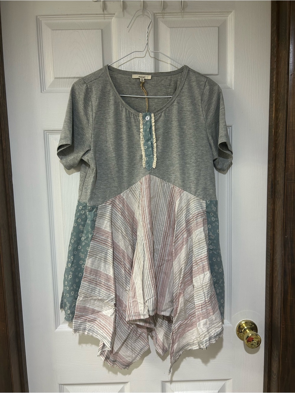 100% cotton easel Gray Knit Tunic with Cream and Teal Patchwork size small